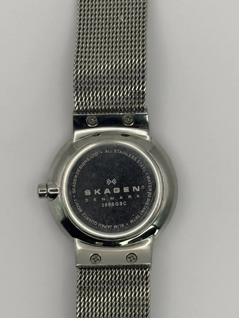 Skagen Denmark 355SGSC Women's Two Tone Quartz Watch Date Mesh Band Runs Great